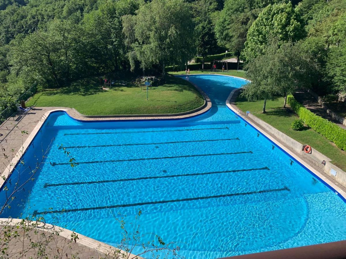 Appartamento Timeless Con Piscina E Tennis 발브로나 외부 사진
